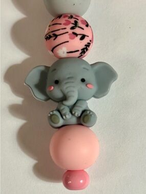 NEW Cute Pink & Gray Elephant Beaded Keychain